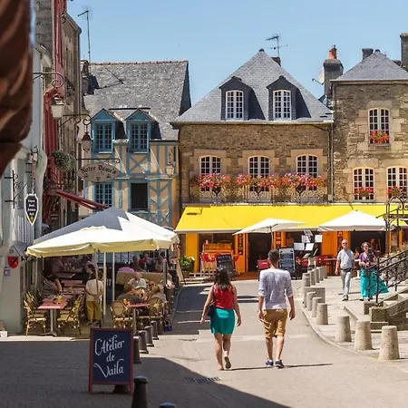 Petit Loft De Charme En Centre Bretagne - Broceliande شقة La Croix-Helléan